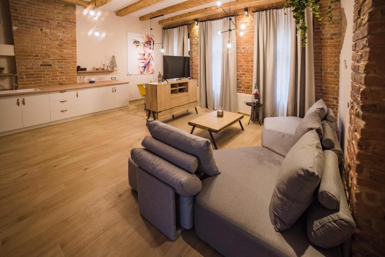 Casa Verde - Brasov Homes エクステリア 写真